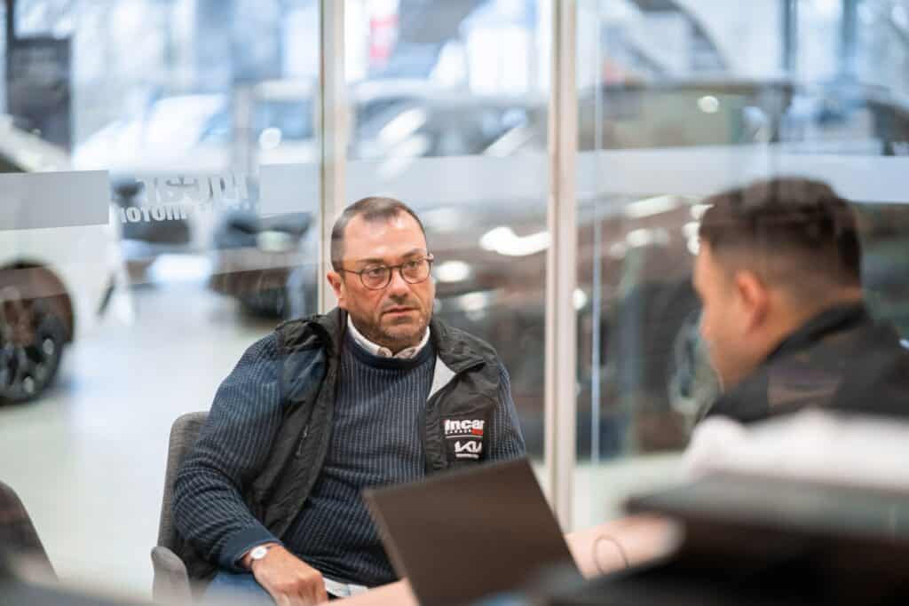 Offre d'emploi HR Business Partner dans les garages d'Incar Motor, concessionnaire agréé Kia et Aixam.